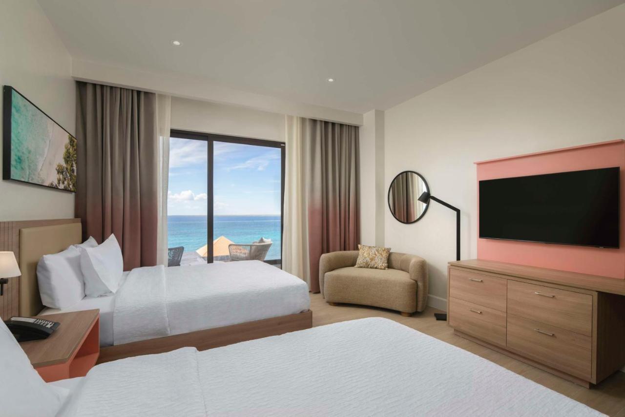 Hilton Garden Inn 라로마나 외부 사진