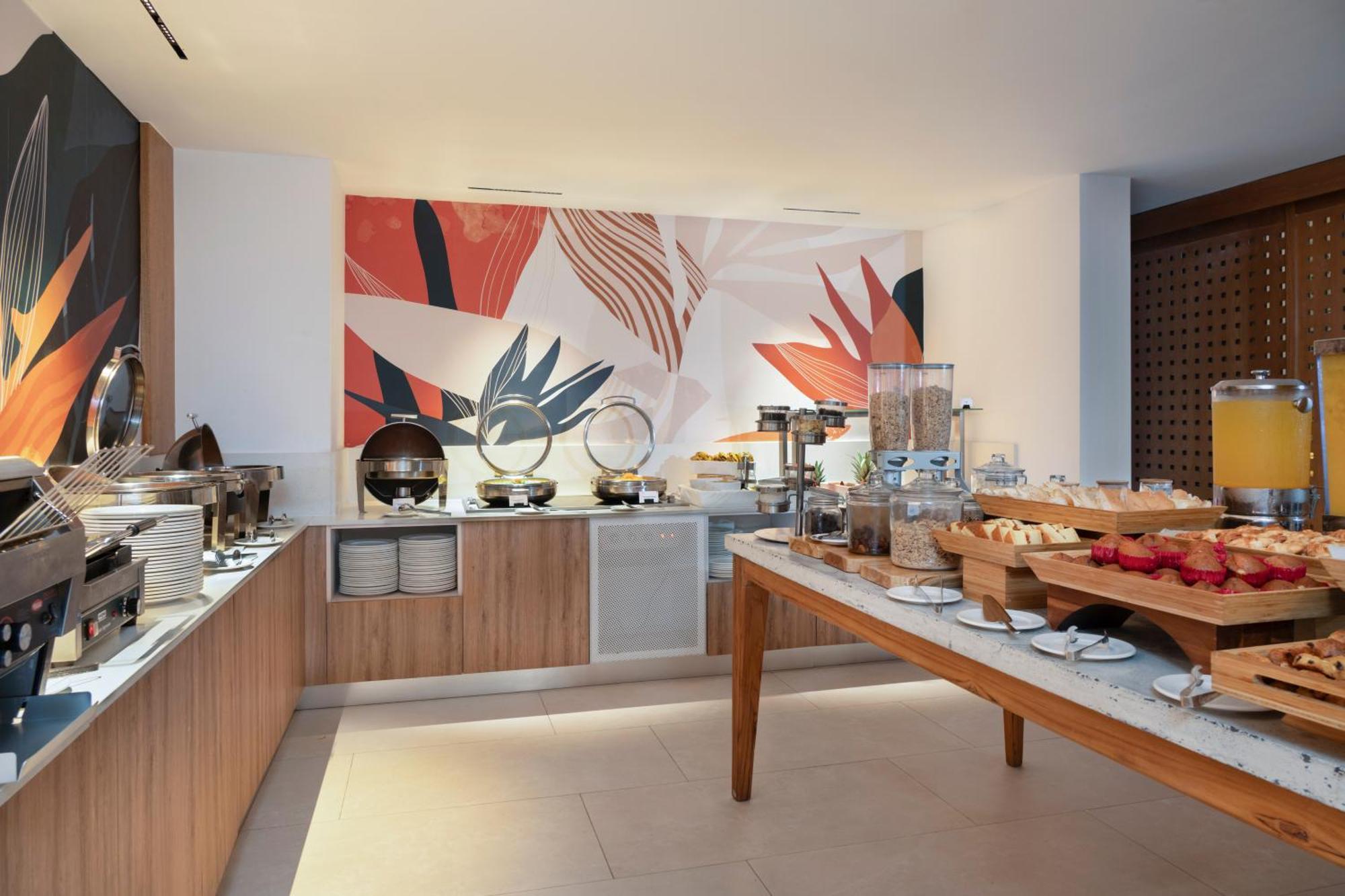 Hilton Garden Inn 라로마나 외부 사진